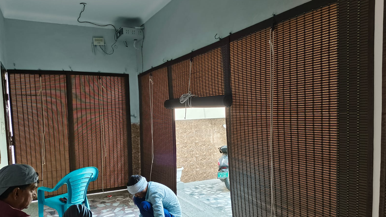 MK Blind And Chick Maker